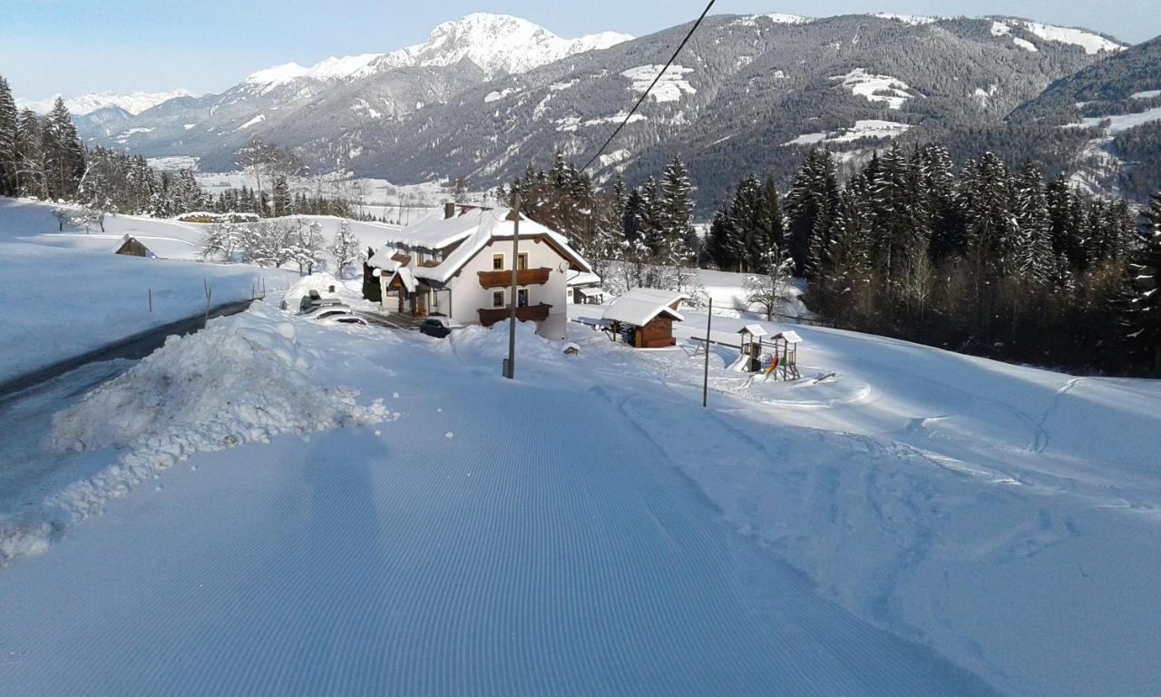 Chalets Und Apartments Hauserhof Nassfeld Schlanitzen Exterior foto